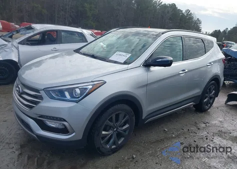 2018 Hyundai Santa Fe Sport 2.0T Ultimate z USA, uszkodzony, nr VIN 5XYZWDLA8JG518676